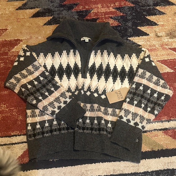Frye Sweaters - Frye Gray and Cream Argyle Zip-Up Sweater